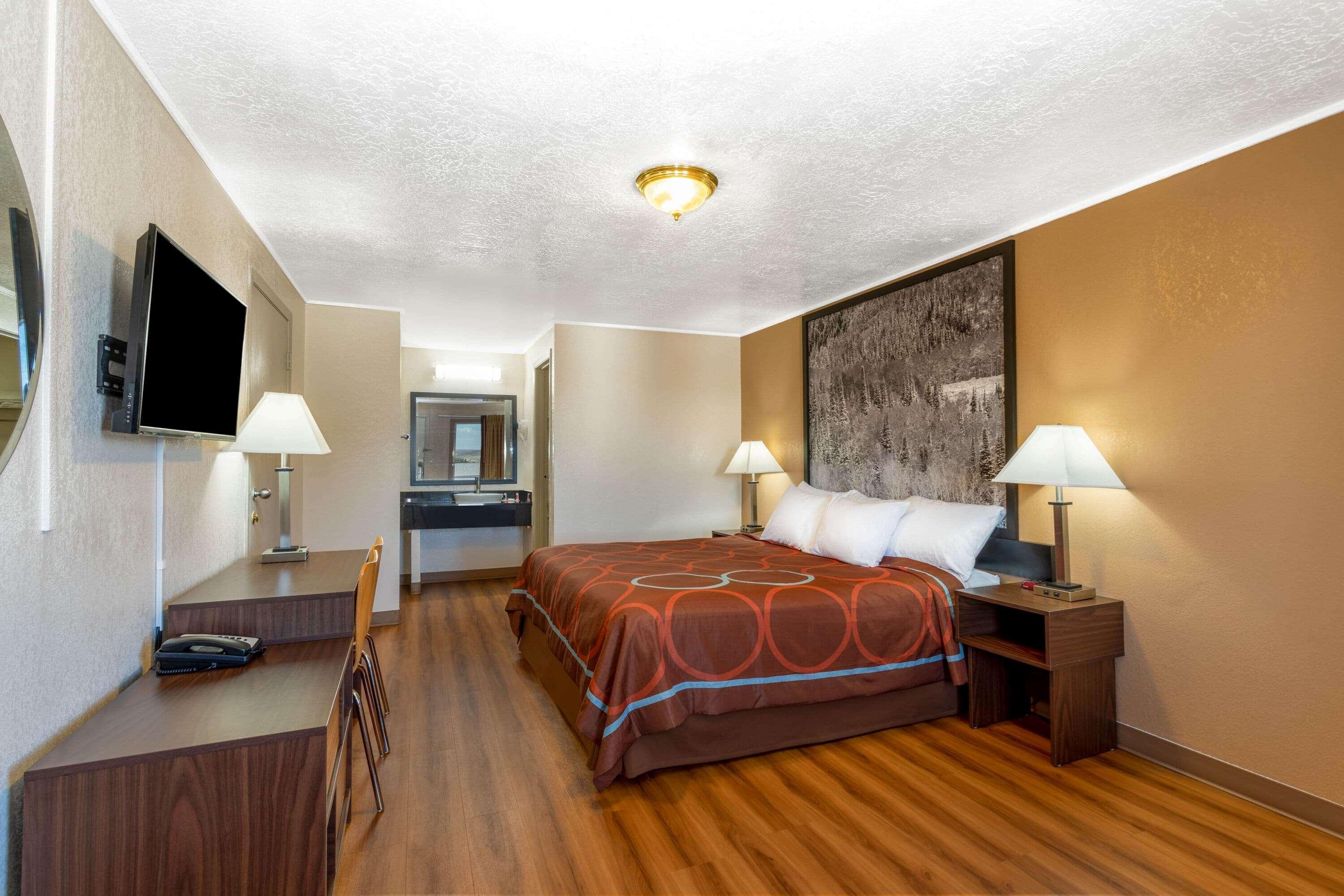 Super 8 By Wyndham Evanston Εξωτερικό φωτογραφία
